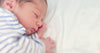Combien d’heures de sommeil pour un bébé de deux mois
