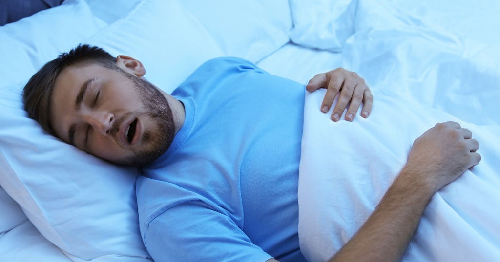 Causes de l’Apnée du Sommeil : Comprendre et Agir 🌙